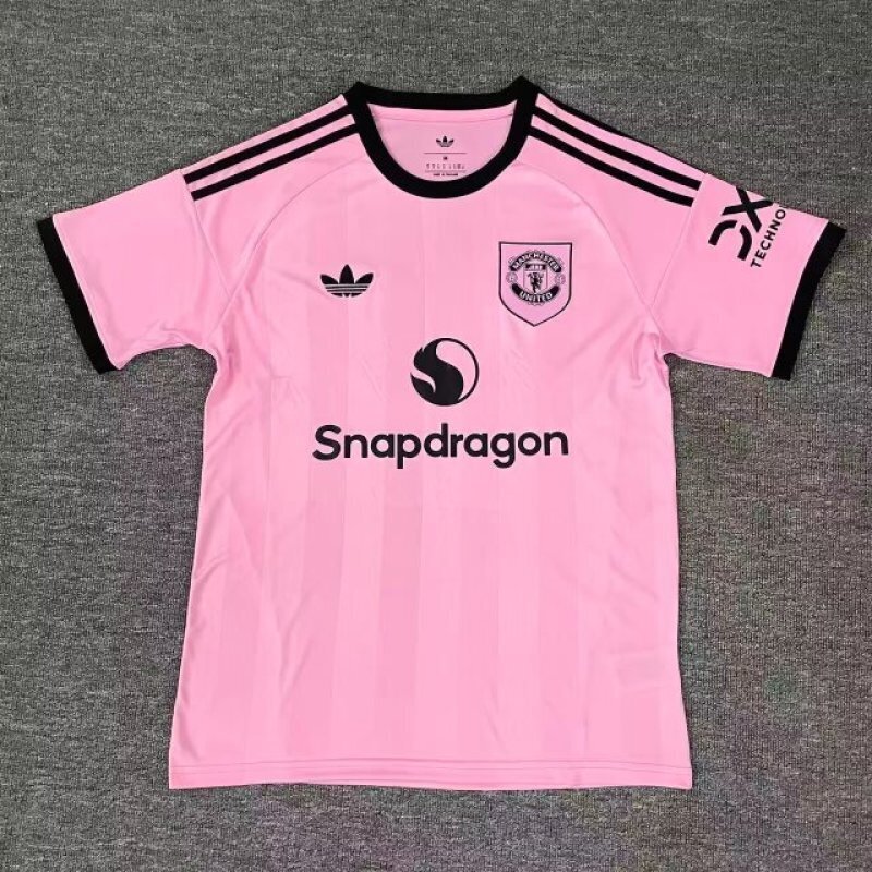 AAA Quality Manchester Utd 25/26 GK Pink Jersey
